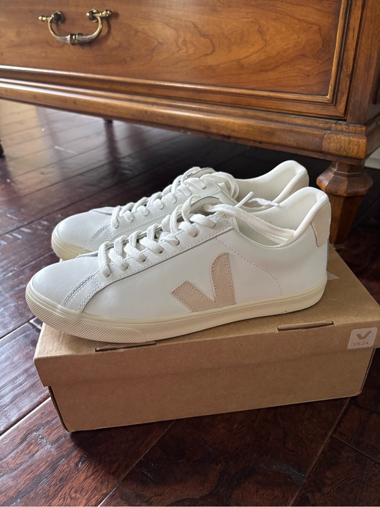 Veja Shoes - Veja Women's White Sneakers with Beige V Logo